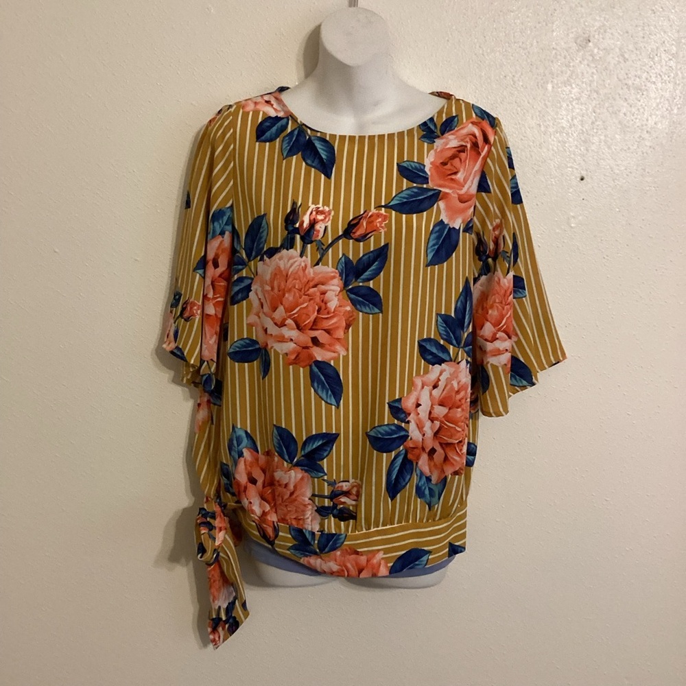 ODDY Women’s Floral Pattern Blouse Size Small - Picture 2 of 9